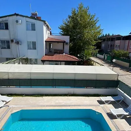 Villa Βίλα *